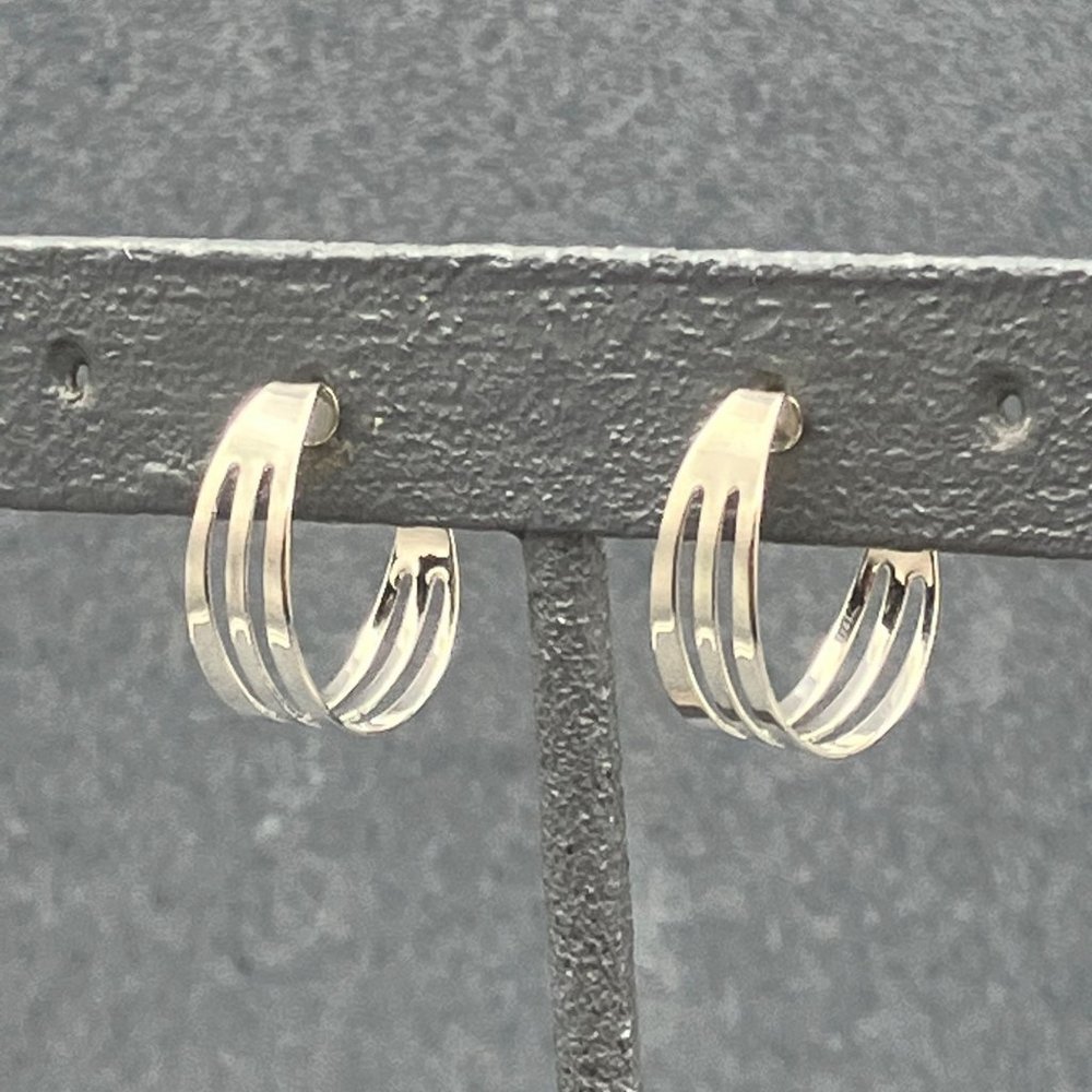 Hoop Pierced Earrings Silver Triple Shiny Simple Classic Retro Granny Soft Girl